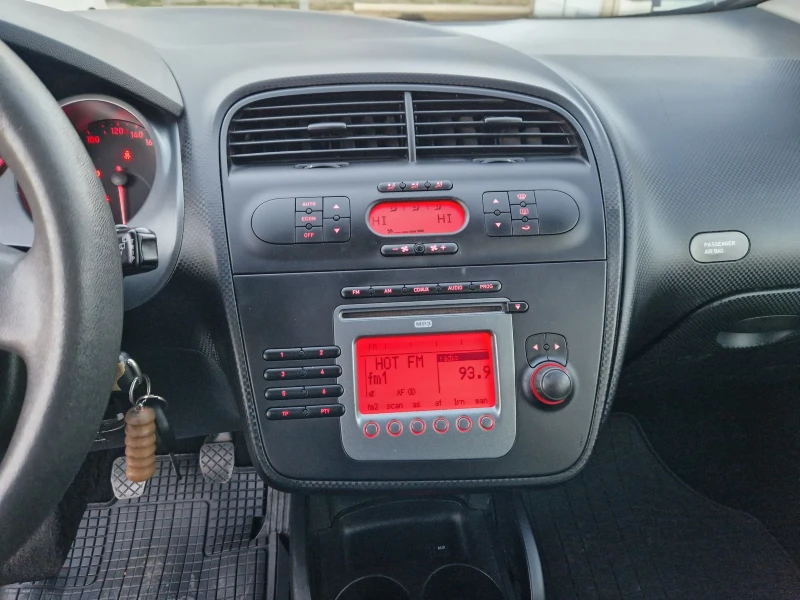 Seat Altea 1.9TDI 105 BXE, снимка 14 - Автомобили и джипове - 47711330