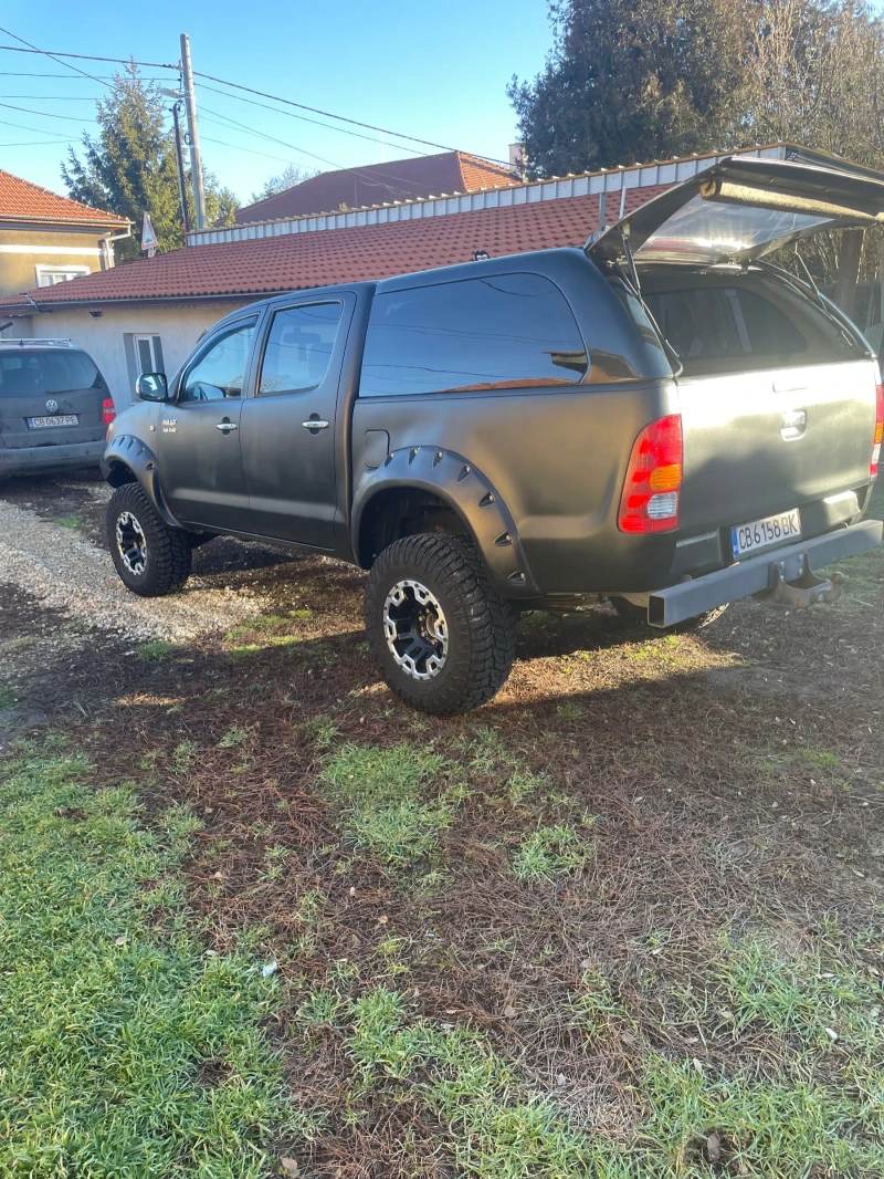 Toyota Hilux 3000, снимка 2 - Автомобили и джипове - 48384147