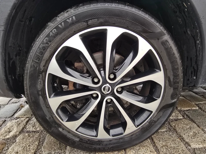 Nissan Qashqai 2.0D 150кс 4х4 50924 км. EURO 5, снимка 9 - Автомобили и джипове - 51967679