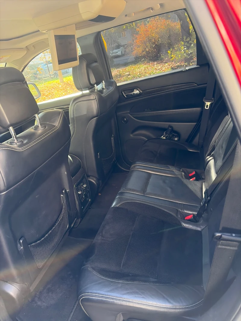 Jeep Grand cherokee SRT, снимка 11 - Автомобили и джипове - 52235609