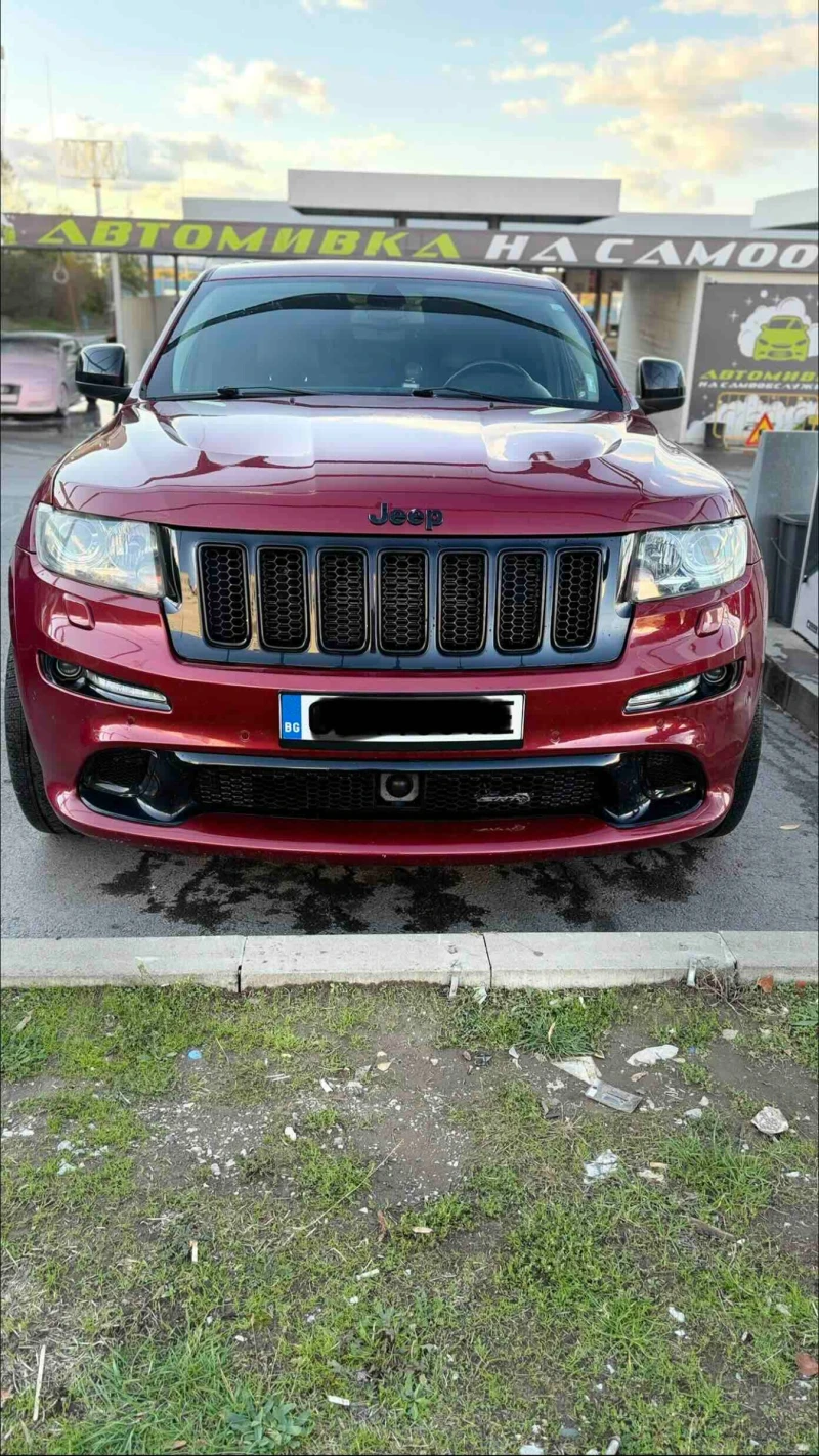 Jeep Grand cherokee SRT, снимка 3 - Автомобили и джипове - 52235609
