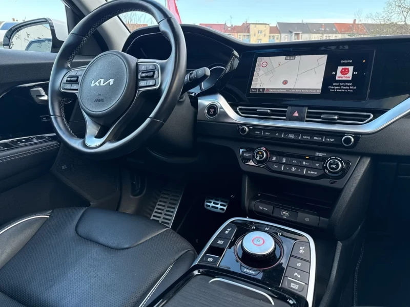 Kia Niro e-SPIRIT/204HP/DIGITAL/NAVI/ACC/CPLAY/KLESS/982f, снимка 12 - Автомобили и джипове - 52737604
