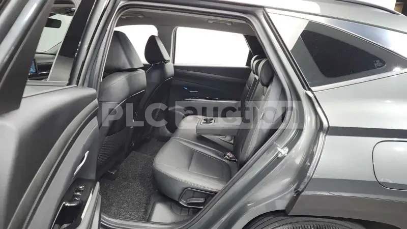 Hyundai Tucson, снимка 12 - Автомобили и джипове - 55012062