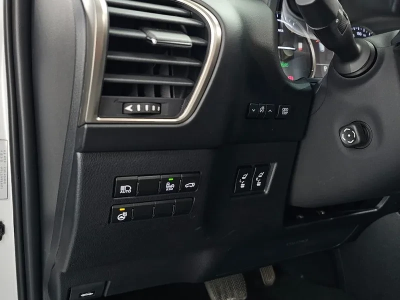 Lexus NX 300H Executive, снимка 16 - Автомобили и джипове - 56271161