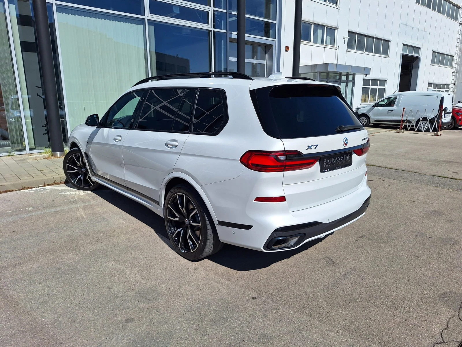 BMW X7 40d M-pack 6+ 1 - изображение 4