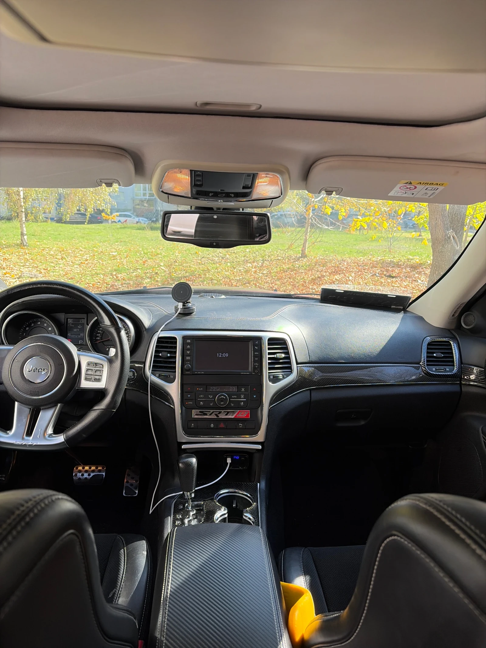 Jeep Grand cherokee SRT - изображение 10