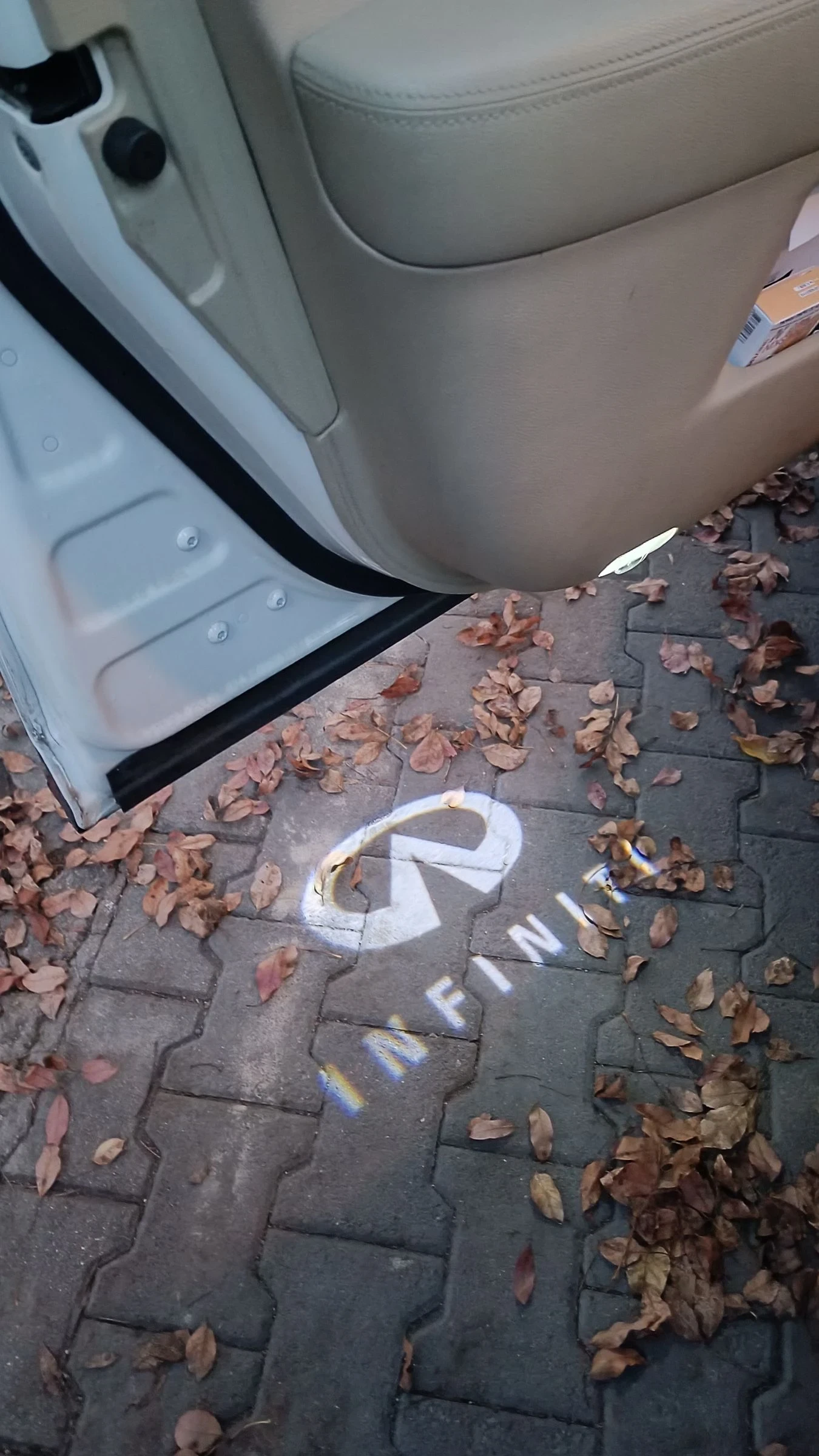 Infiniti Fx 30      !   ! | Mobile.bg   5