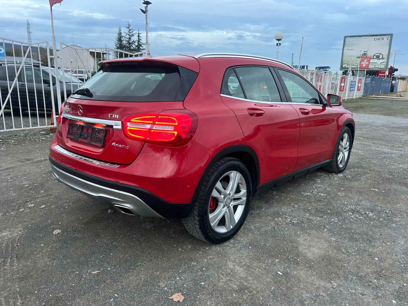 Mercedes-Benz GLA 200  4MATIC /  / 6 /   /  | Mobile.bg   5