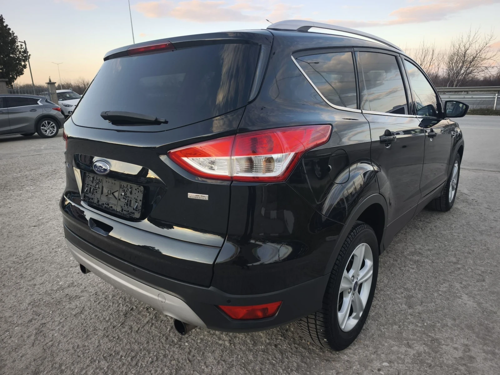 Ford Kuga 1.6i 150kc TITANIUM NAVI NEW !!! - изображение 4