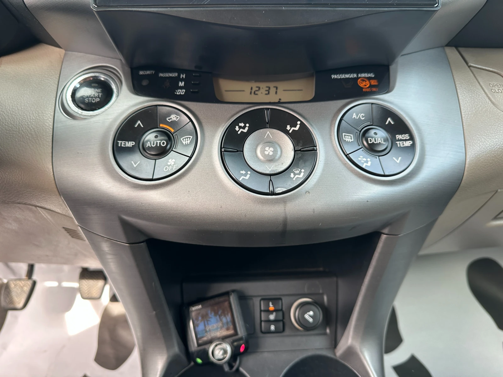 Toyota Rav4 Crossover, снимка 12 - Автомобили и джипове - 53826449