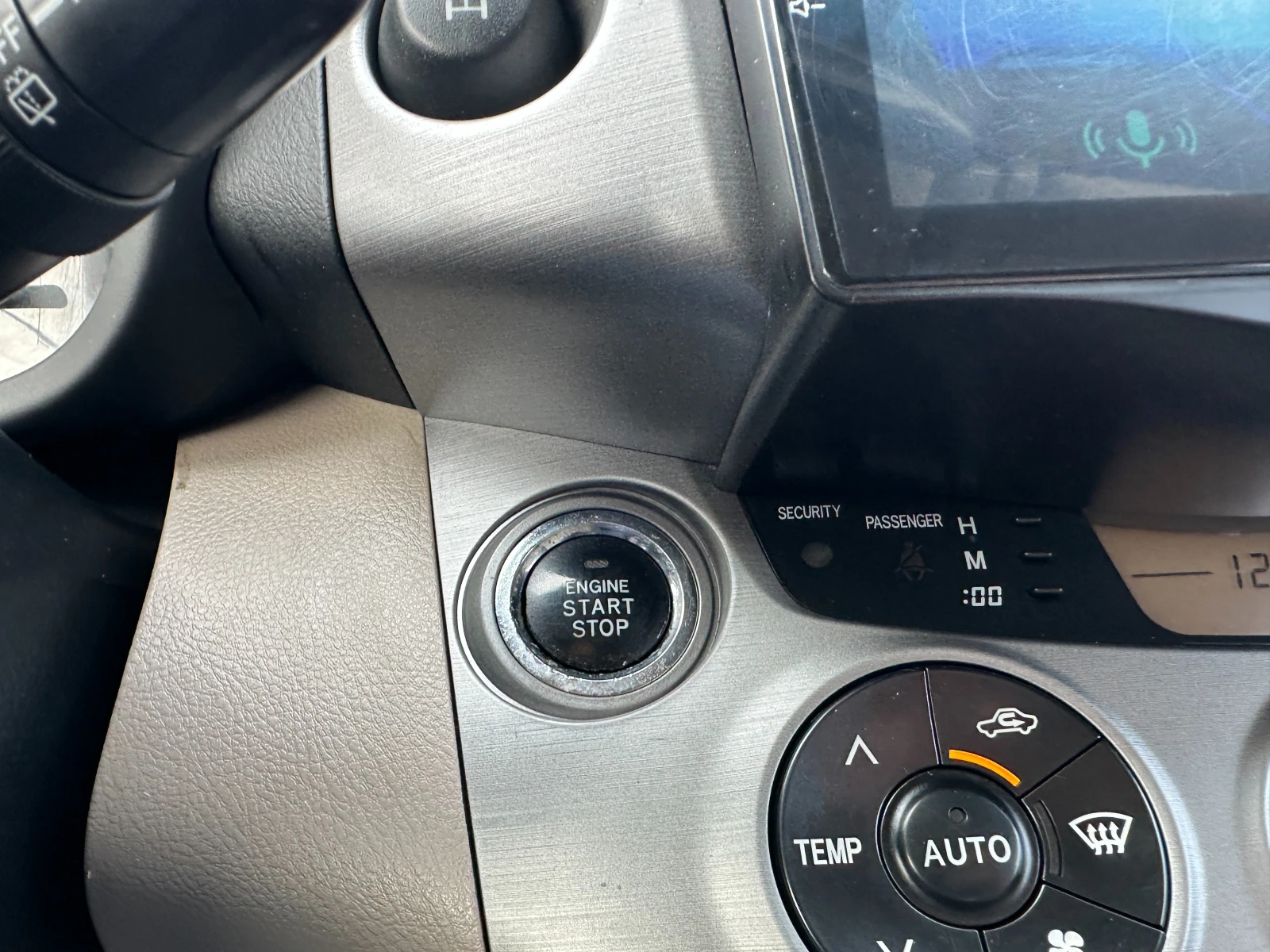 Toyota Rav4 Crossover, снимка 16 - Автомобили и джипове - 53826449