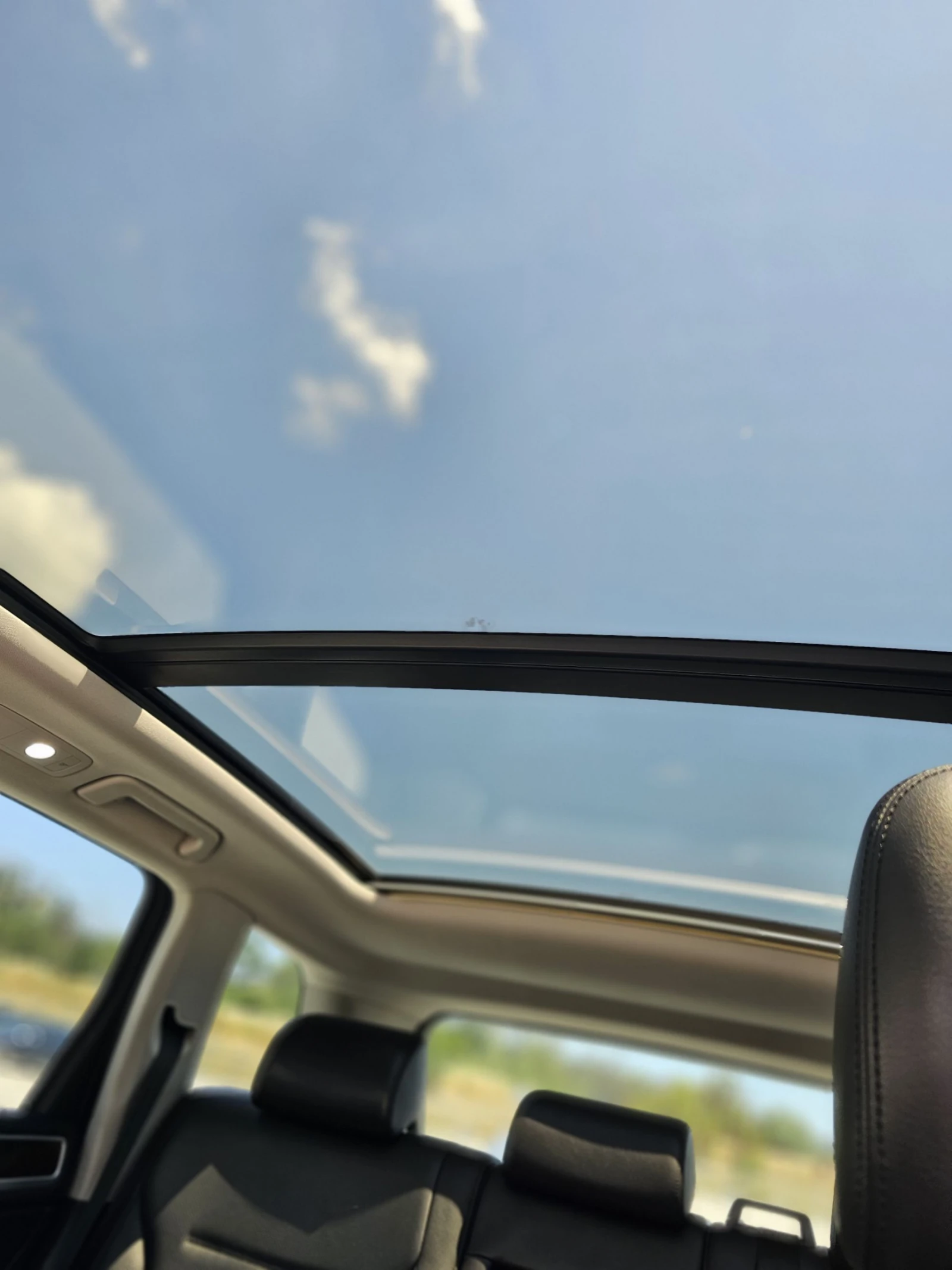 VW Touareg, снимка 12 - Автомобили и джипове - 54996812