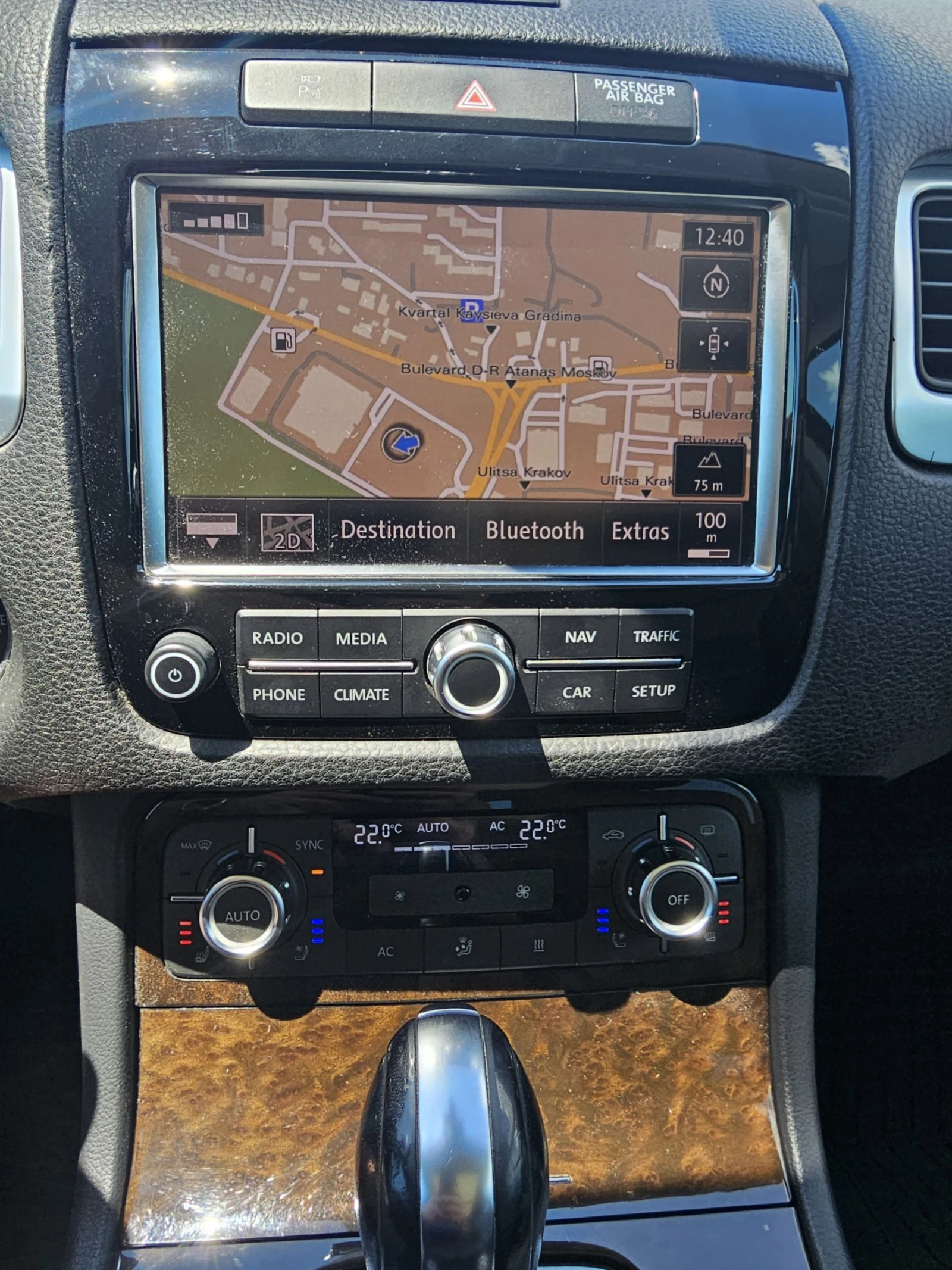 VW Touareg, снимка 6 - Автомобили и джипове - 54996812
