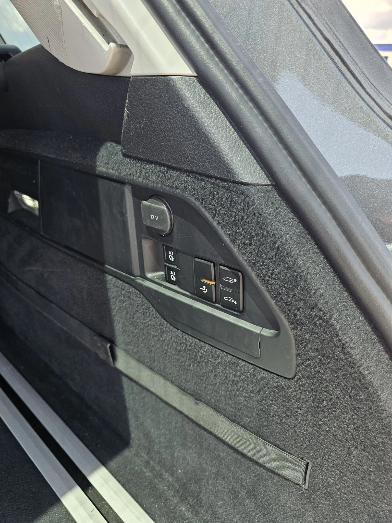 VW Touareg, снимка 14 - Автомобили и джипове - 54996812