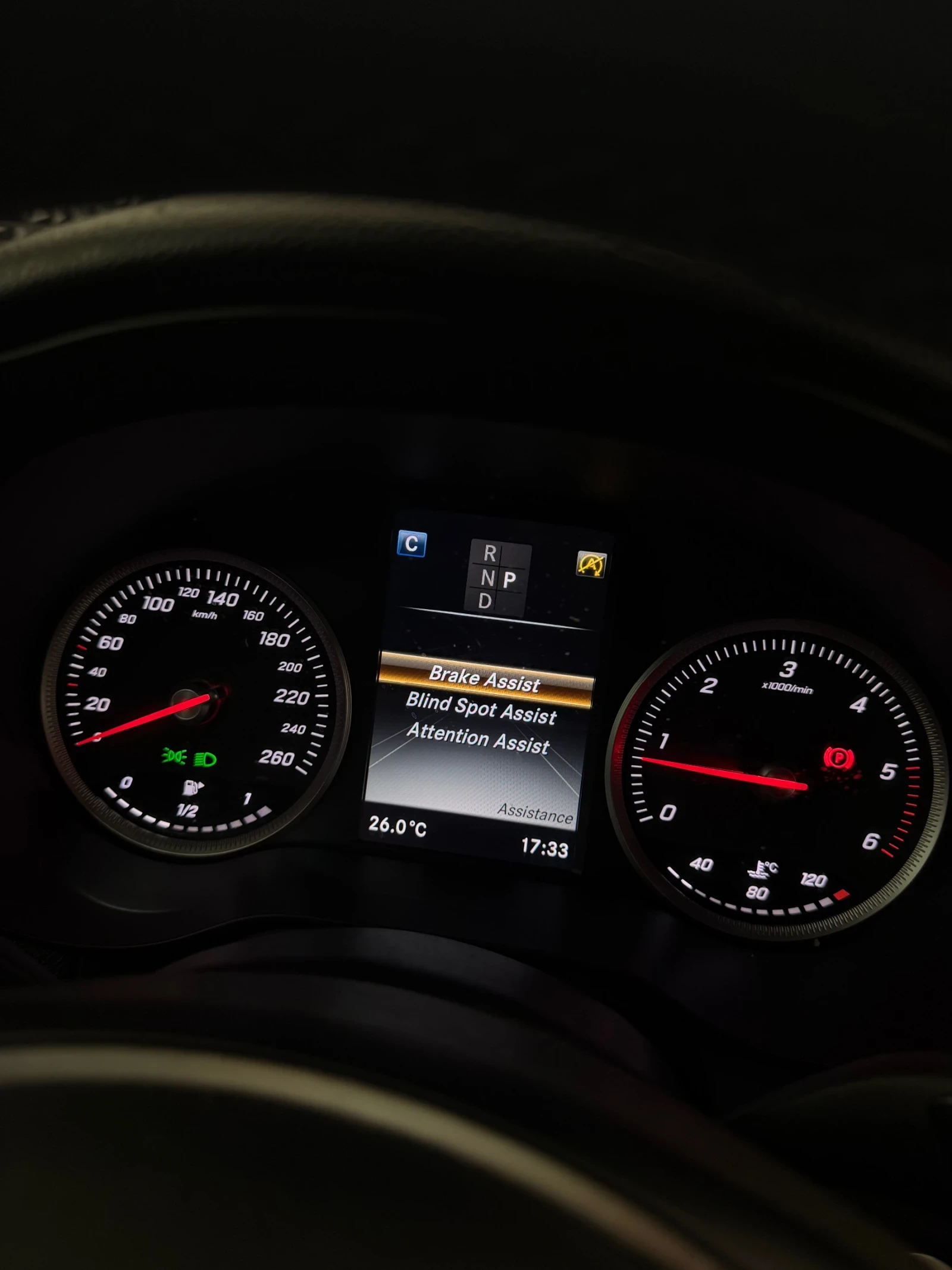 Mercedes-Benz GLC 250 4matic, снимка 16 - Автомобили и джипове - 56121309