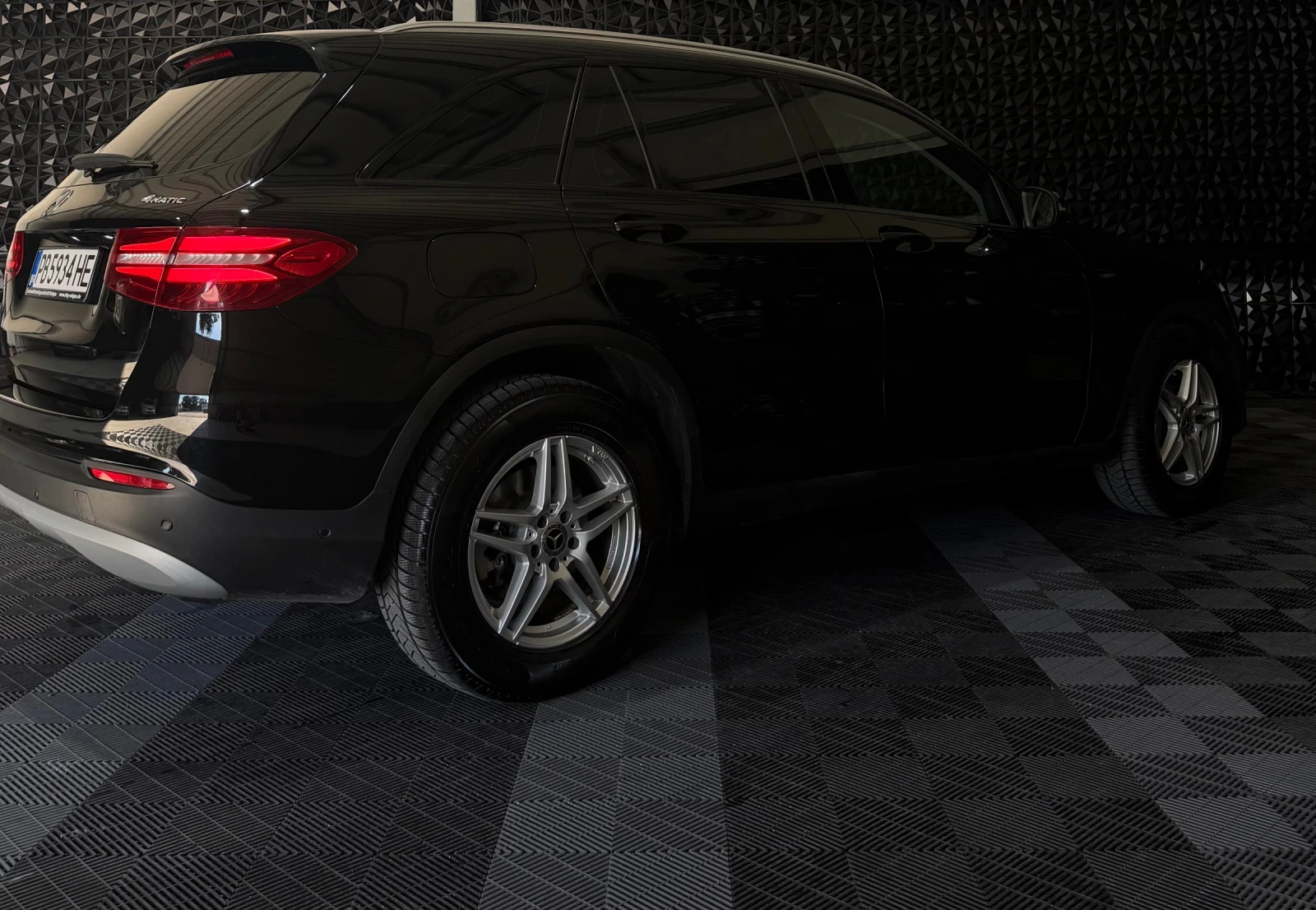 Mercedes-Benz GLC 250 4matic, снимка 10 - Автомобили и джипове - 56121309