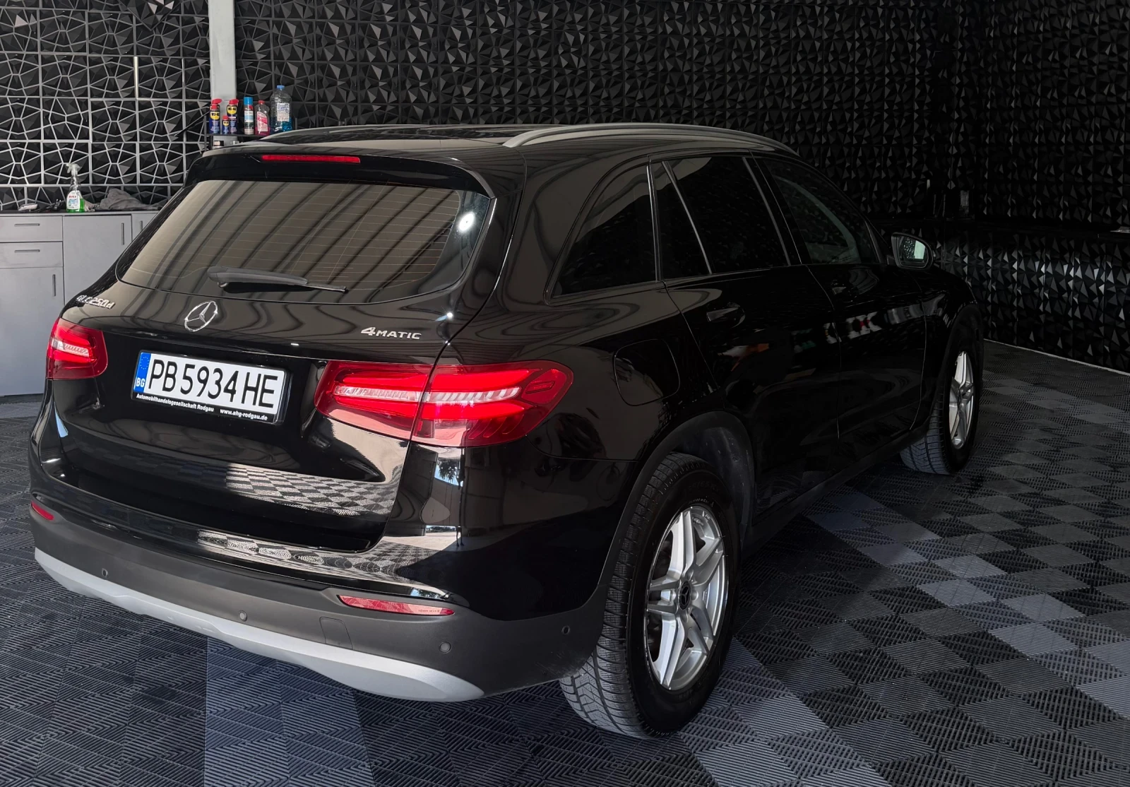 Mercedes-Benz GLC 250 4matic, снимка 9 - Автомобили и джипове - 56121309