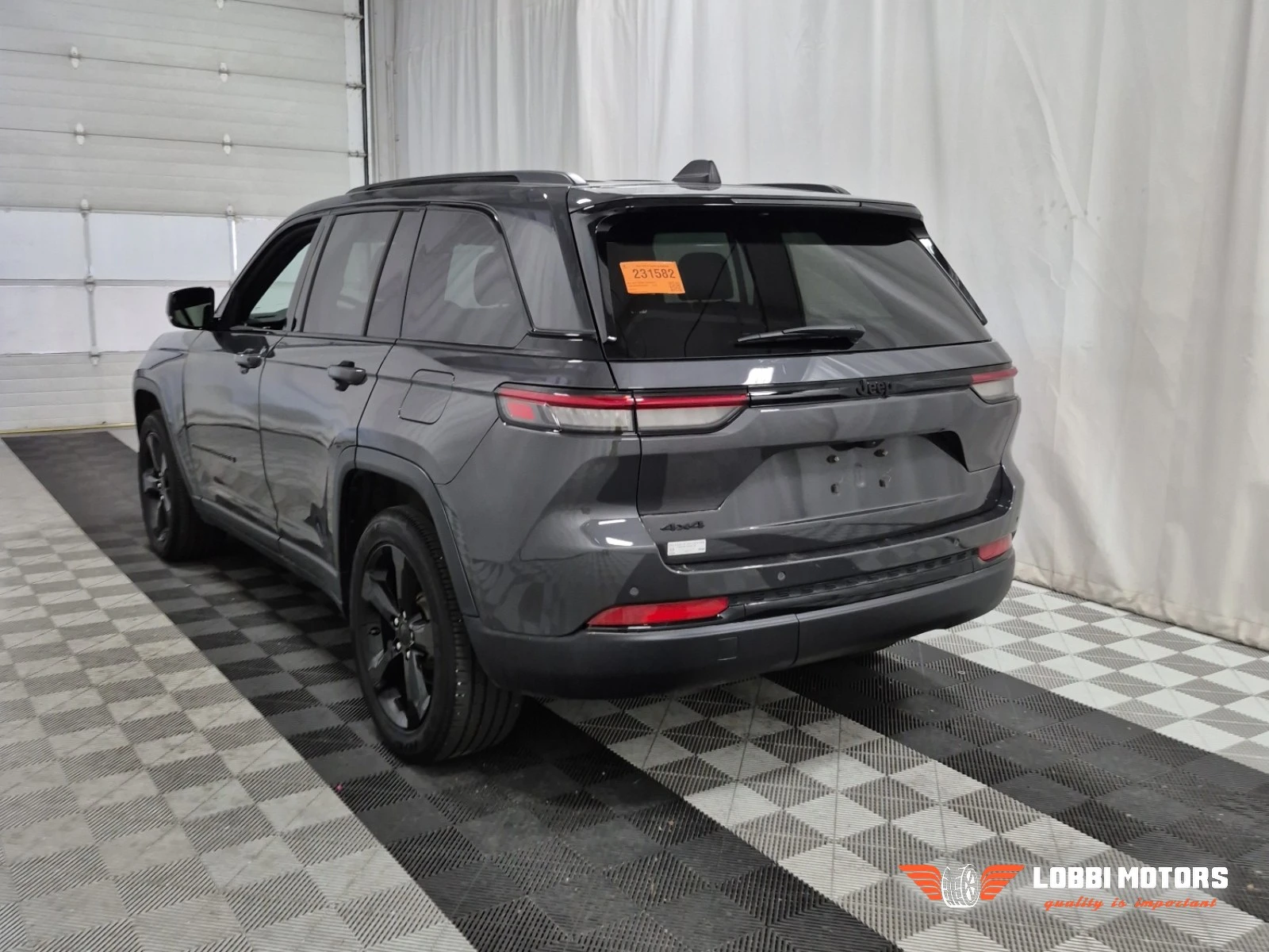 Jeep Grand cherokee, снимка 4 - Автомобили и джипове - 56128514