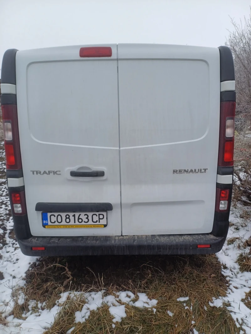 Renault Trafic, снимка 9 - Бусове и автобуси - 48742542