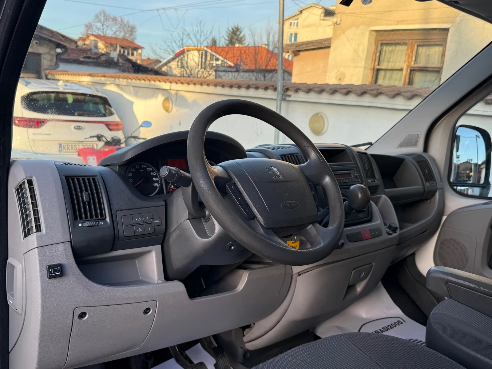 Peugeot Boxer 2.2HDI 120HP L2H2, снимка 8 - Бусове и автобуси - 53774606