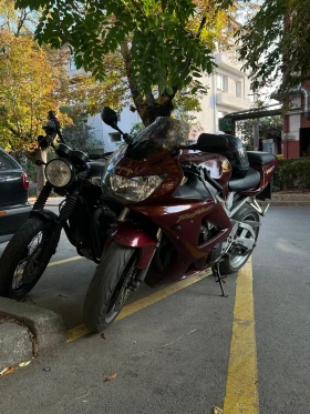 Honda Cbr FireBlade 929rr, снимка 6 — Bazar.bg Honda Cbr FireBlade 929rr, снимка 6