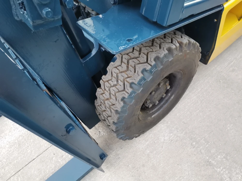  Komatsu    1, 5  tona  | Mobile.bg   7