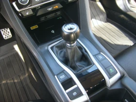 Honda Civic 1, 6d executive, снимка 11