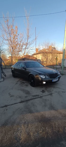 Mercedes-Benz E 200 Авангард , снимка 4