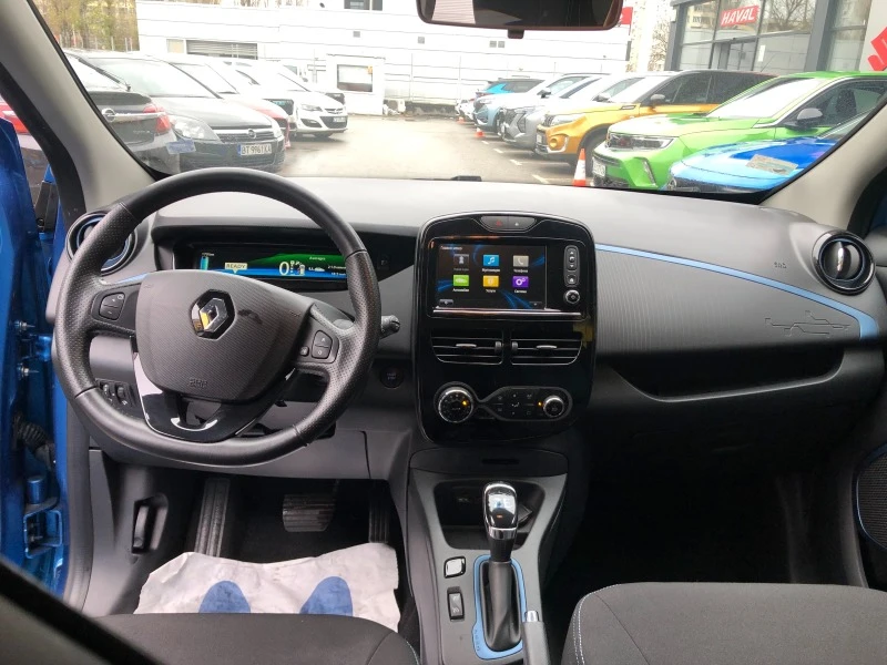 Renault Zoe 41kwh, снимка 14 - Автомобили и джипове - 43524053