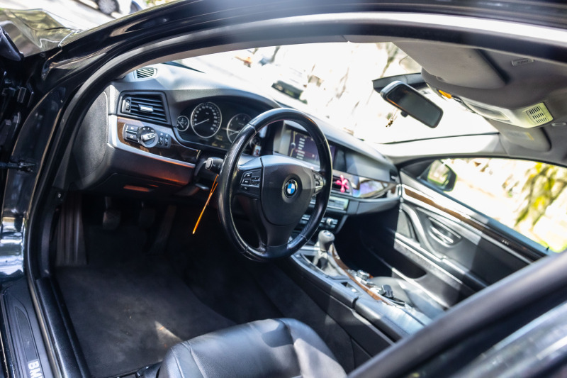 BMW 520, снимка 5 - Автомобили и джипове - 44994051