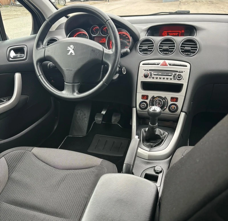 Peugeot 308 1.6 HDI, снимка 13 - Автомобили и джипове - 45955545