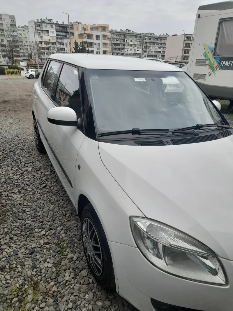 Skoda Fabia 1.2 бензин , снимка 9 - Автомобили и джипове - 47184232