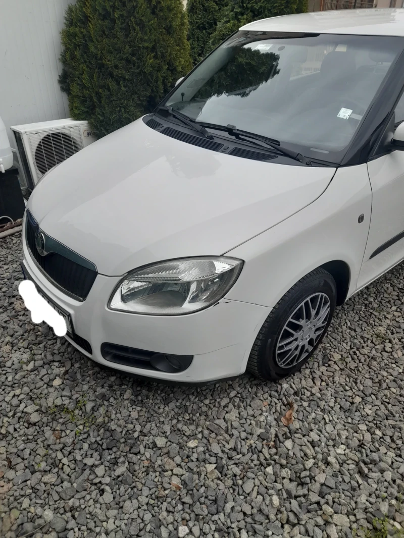 Skoda Fabia 1.2 бензин , снимка 8 - Автомобили и джипове - 47184232