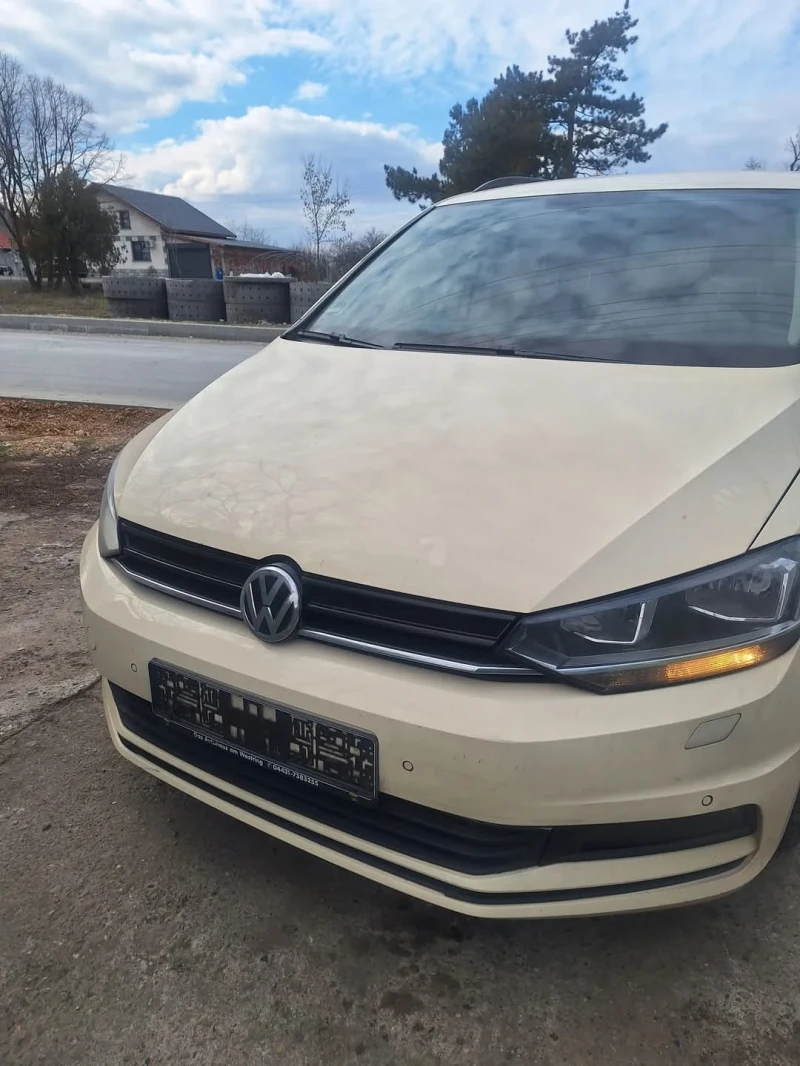 VW Touran 1.6, снимка 1 - Автомобили и джипове - 49493853