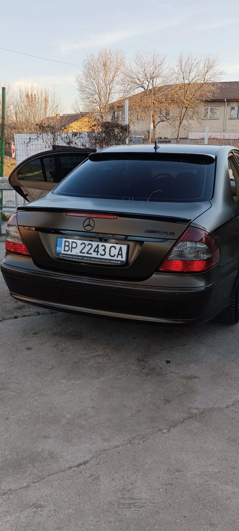 Mercedes-Benz E 200 Авангард , снимка 7 - Автомобили и джипове - 49520496