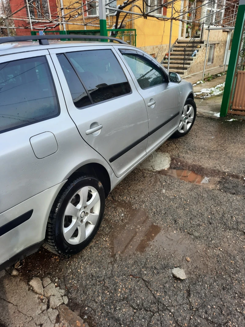 Skoda Octavia, снимка 4 - Автомобили и джипове - 49586038