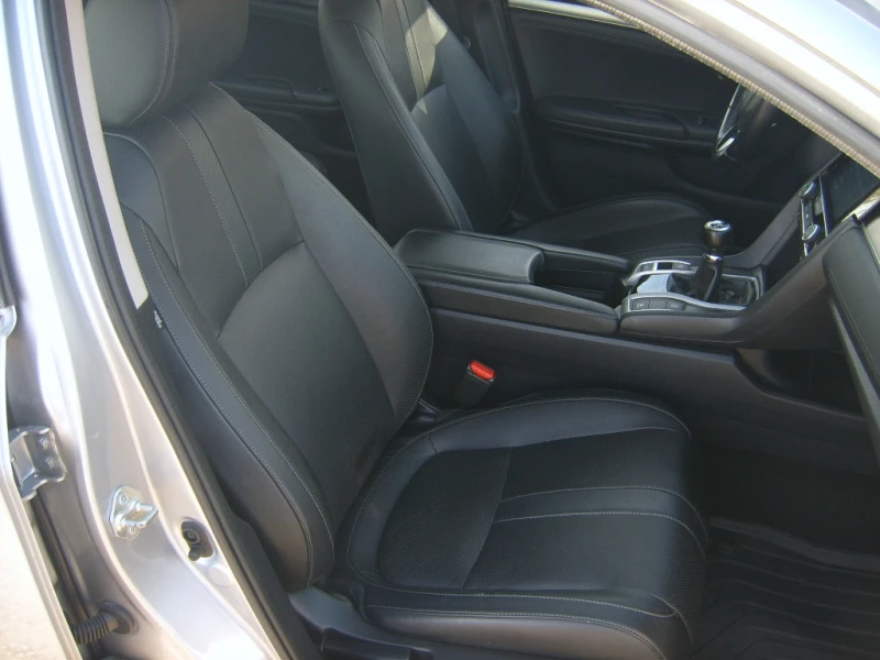 Honda Civic 1, 6d executive, снимка 6 - Автомобили и джипове - 52483488