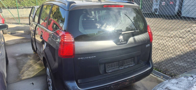 Peugeot 5008 2.0 HDI  2012 г. RH02   само на части  , снимка 2 - Автомобили и джипове - 53261105