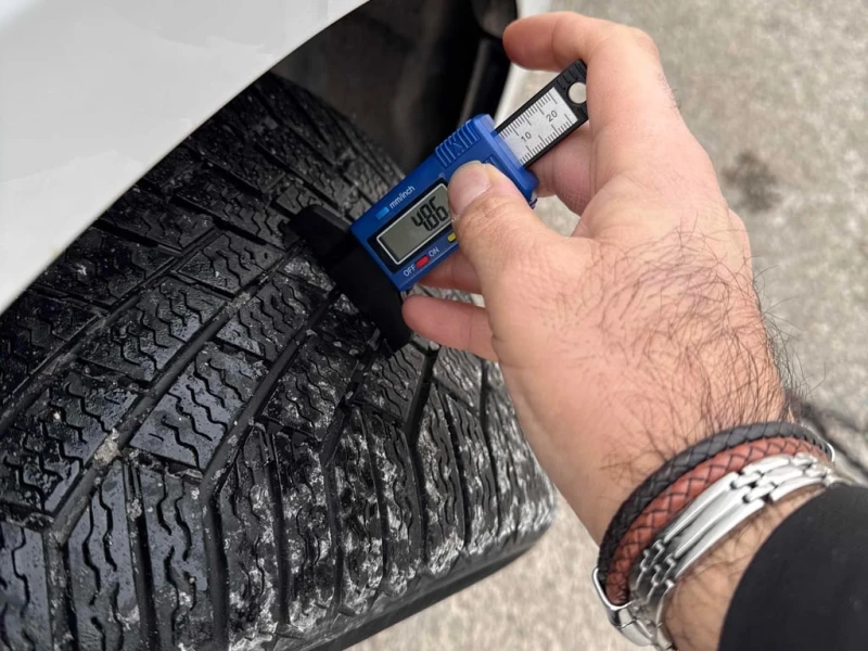 Audi A4 Komfort * CARFAX * ПОДГРЕВИ* ШИБИДАХ, снимка 10 - Автомобили и джипове - 53376657