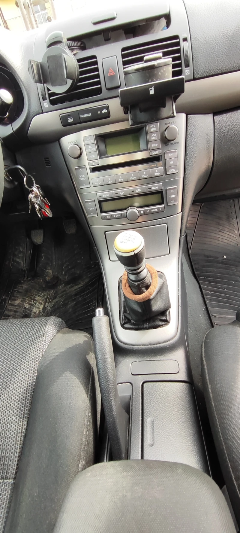 Toyota Avensis D4D 2, 2, снимка 9 - Автомобили и джипове - 53593847