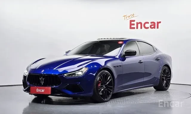 Maserati Ghibli SQ4 Gran Sport