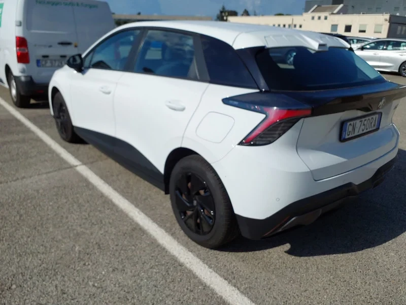 Mg MG4 Standard 51kWh Virtual CarPlay Keyless LED Navi | Mobile.bg � ����������� 2