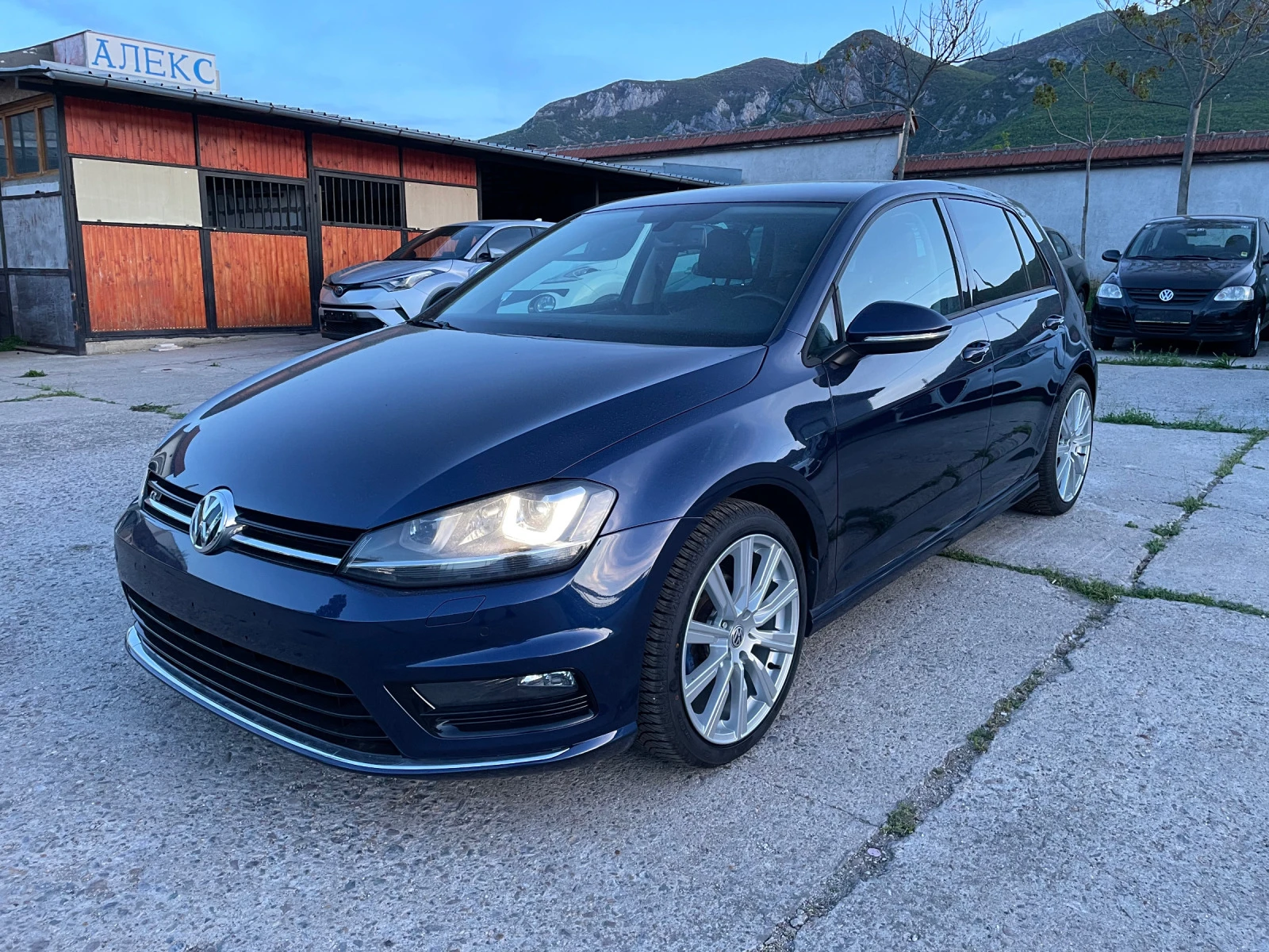 VW Golf R-line - изображение 2