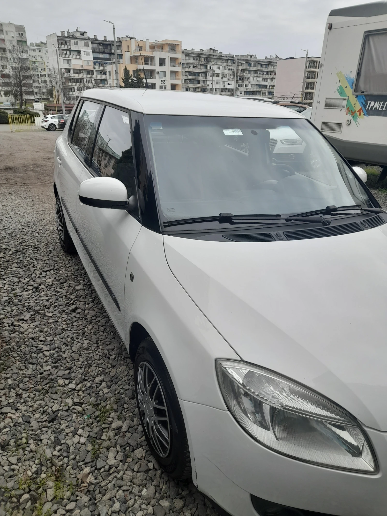 Skoda Fabia 1.2 бензин  - изображение 9