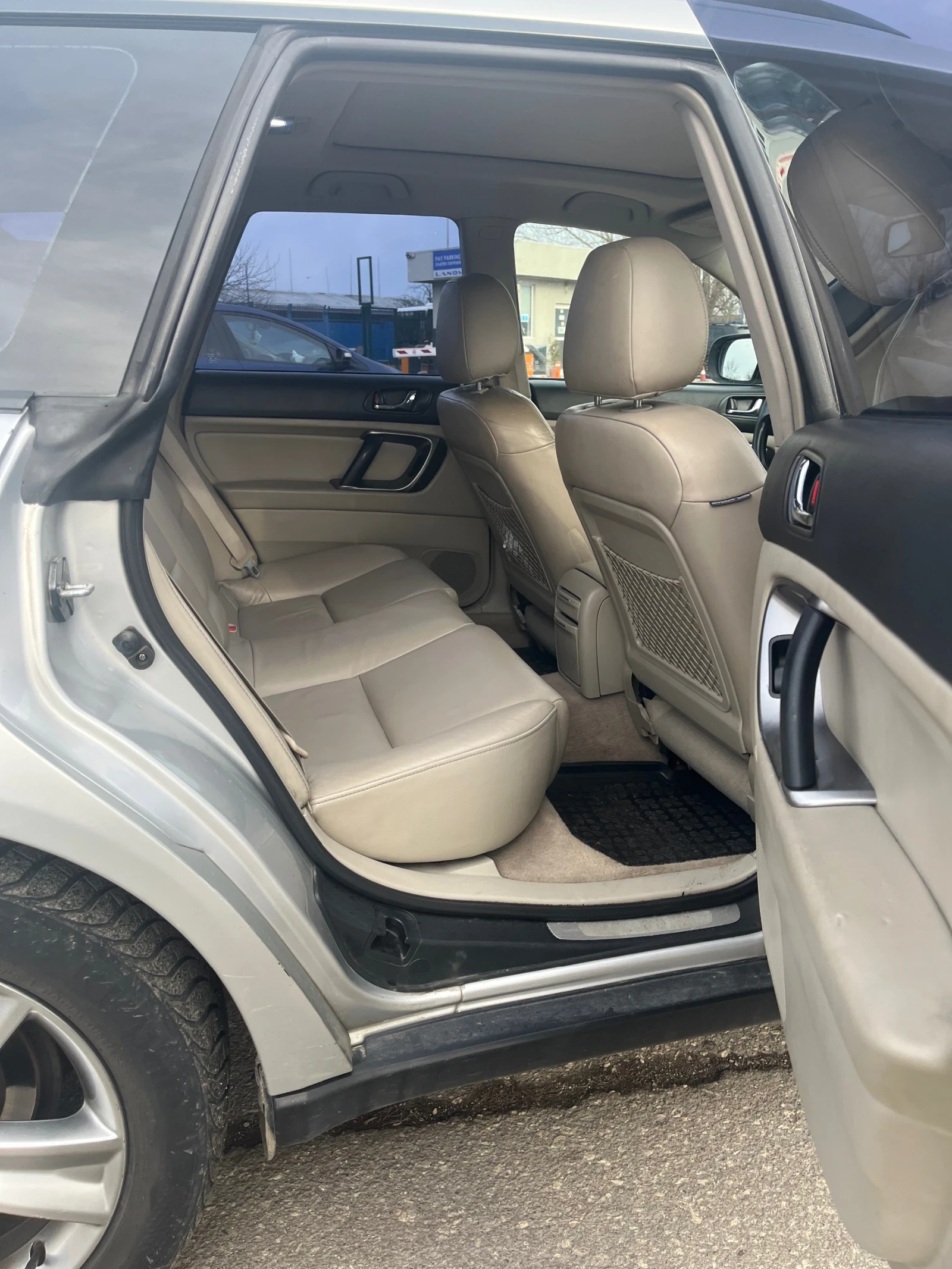Subaru Outback H6 - изображение 7