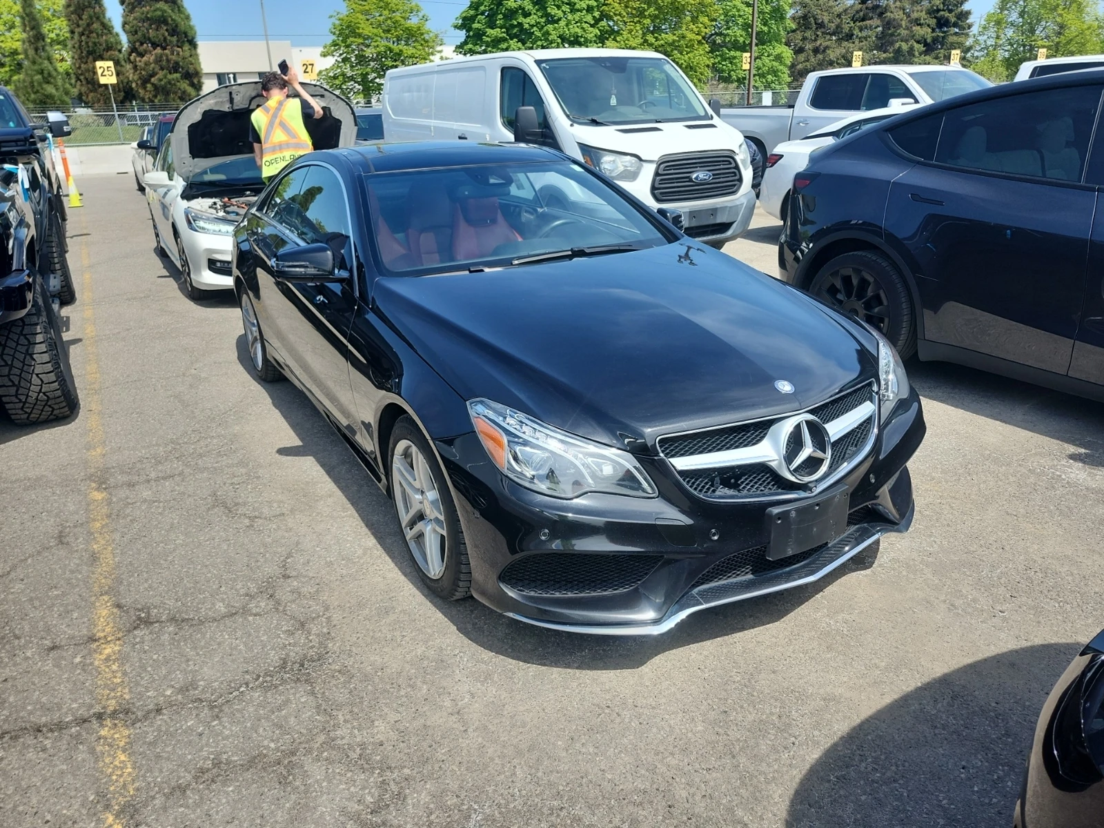 Mercedes-Benz E 350 4MATIC* ЧЕРВЕН САЛОН* МУЗИКА* ПАНОРАМА - изображение 2