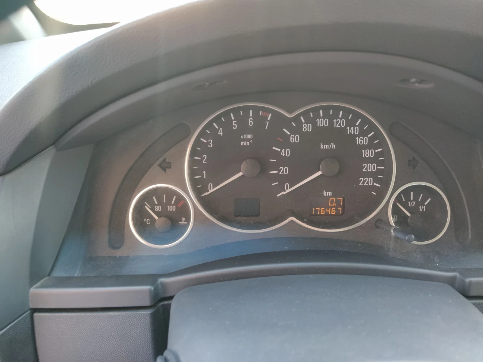 Opel Meriva 1.6 - изображение 8