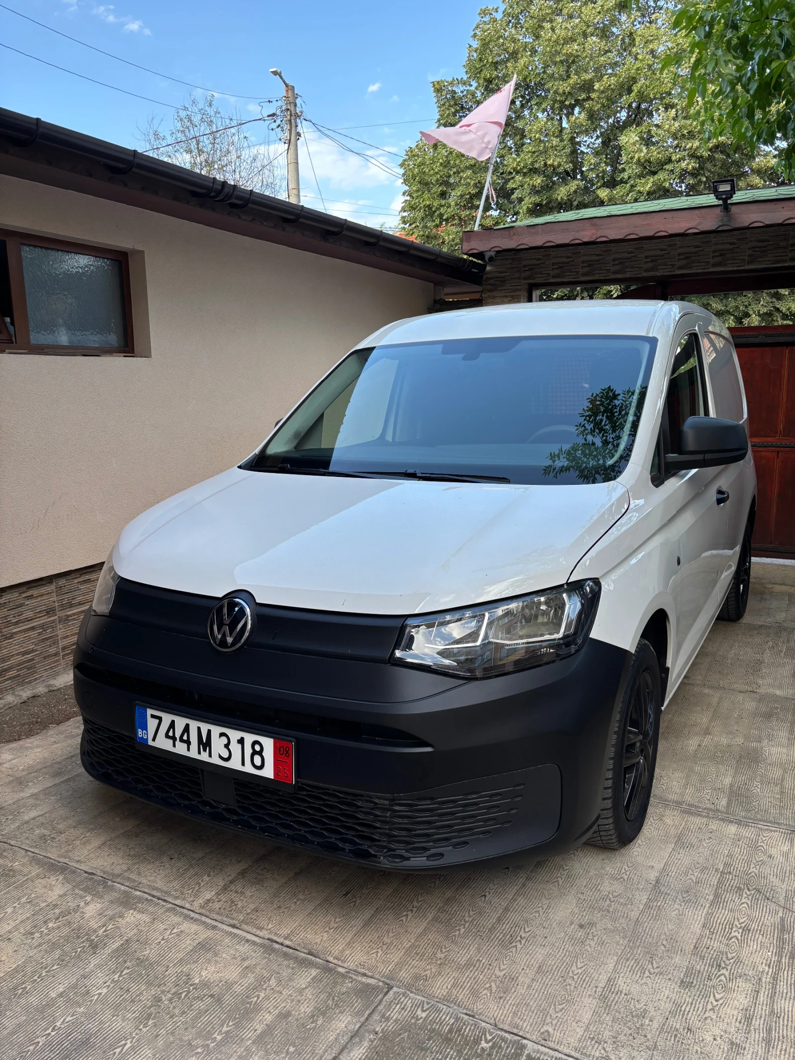 VW Caddy 2.0TDI  - изображение 3