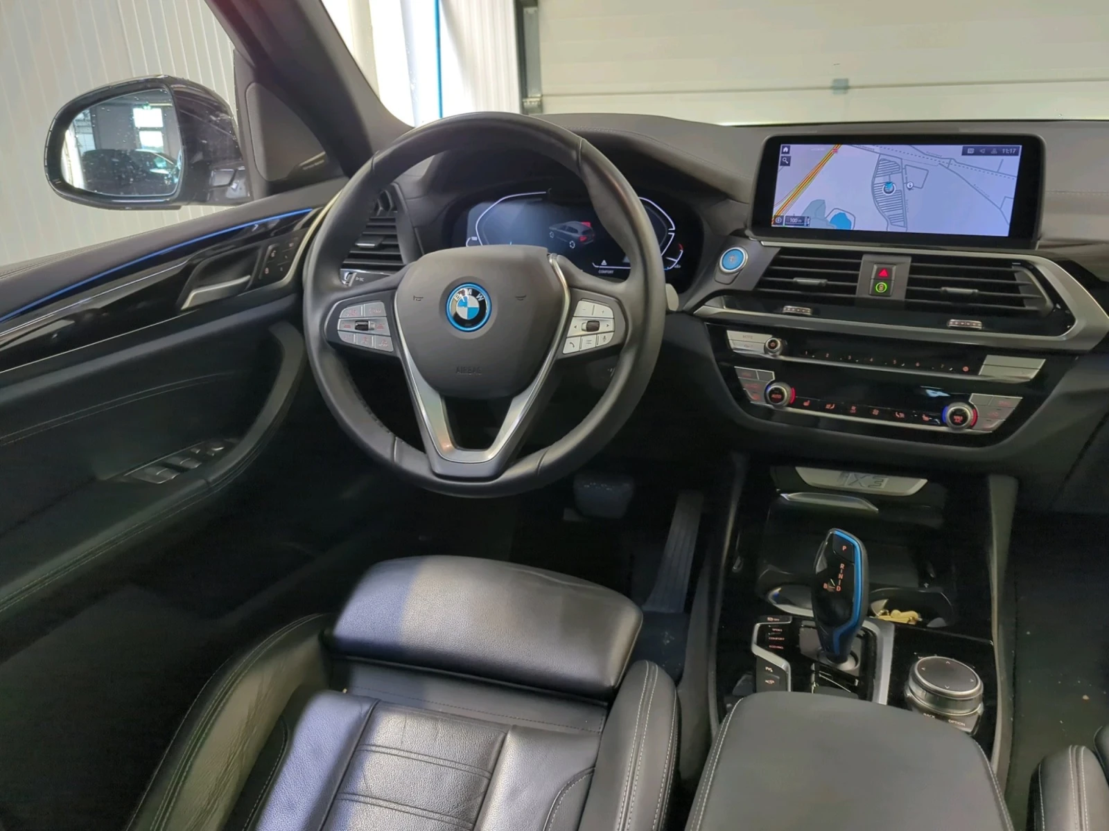 BMW iX3 BMW iX3 74 kWh High Executive - изображение 3