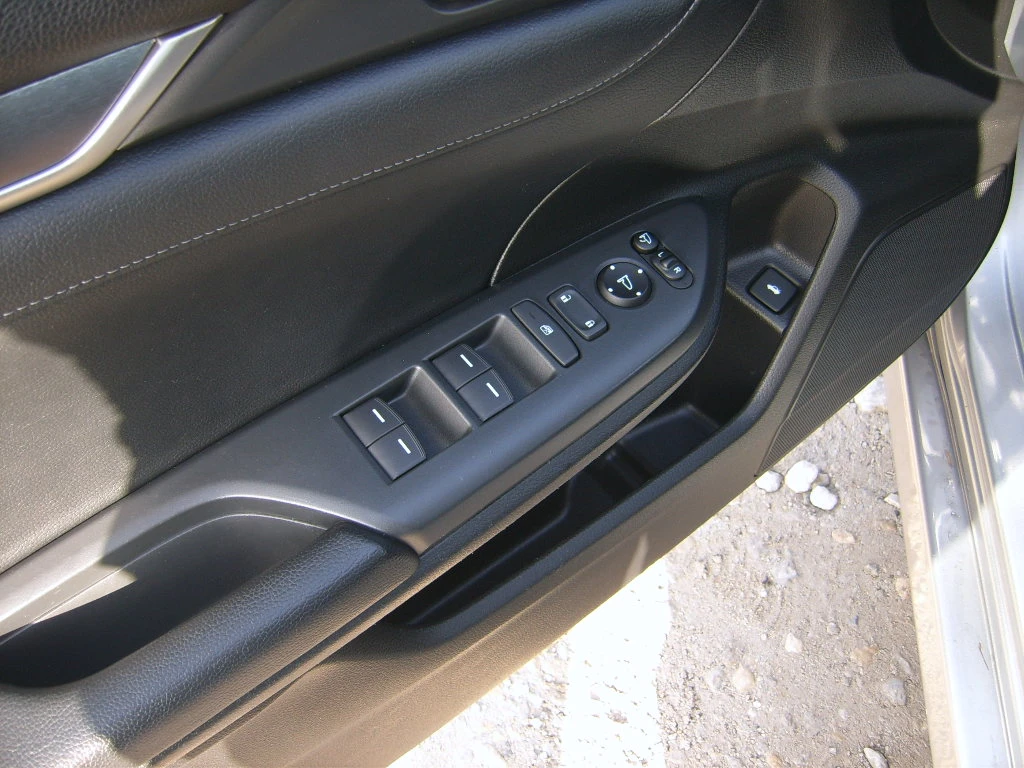 Honda Civic 1, 6d executive | Mobile.bg   14